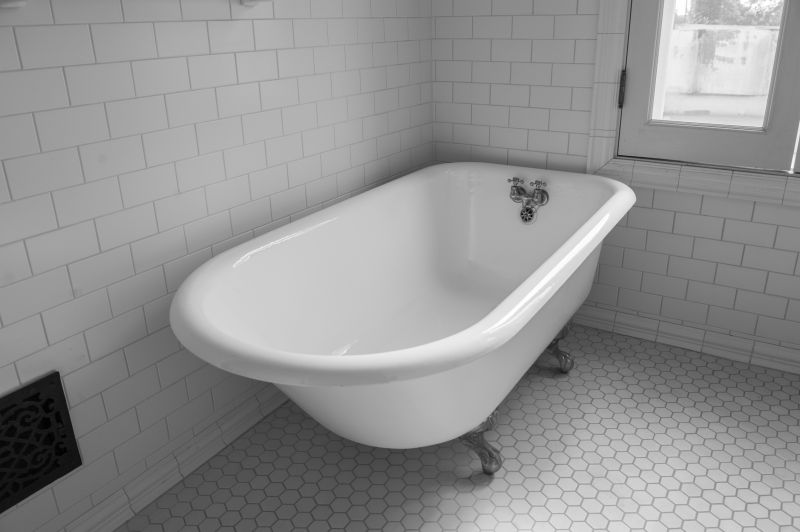 Elegant Clawfoot Tub